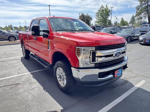 Used 2019 Ford F250 XL w/ STX Appearance Package AWD/4WD image 7
