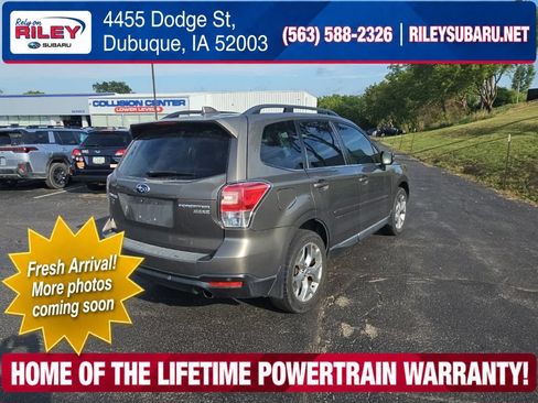 Used 2017 Subaru Forester 2.5i Touring AWD/4WD image 5