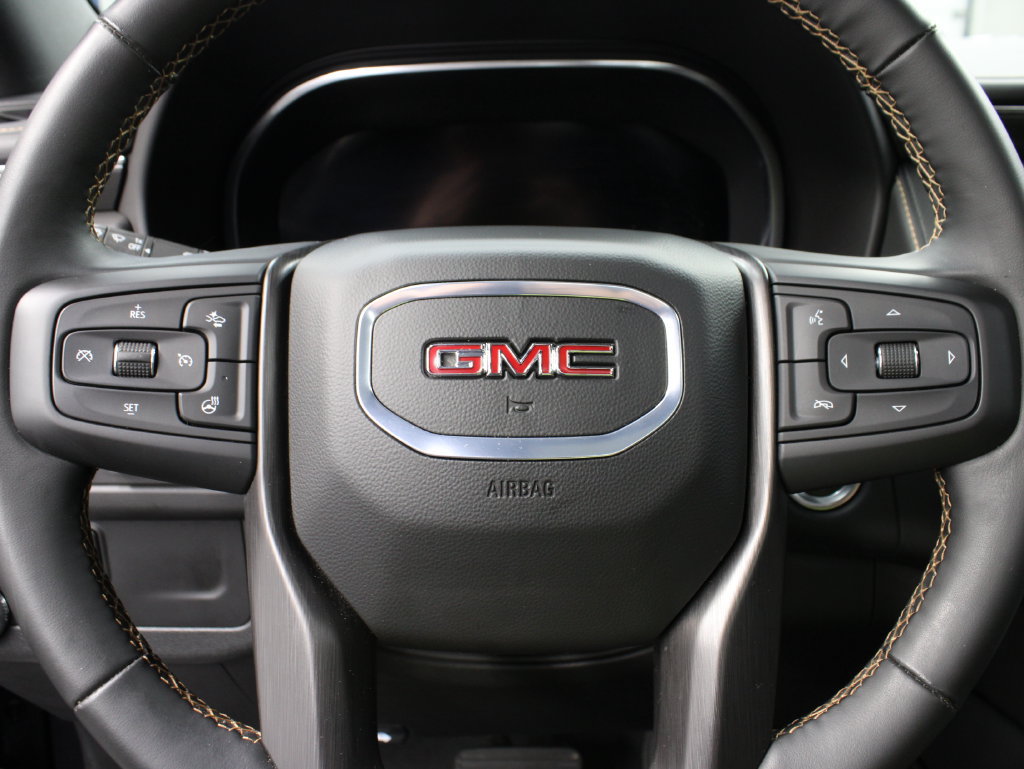 Used 2024 GMC Yukon AT4 w/ Technology Package AWD/4WD image 64