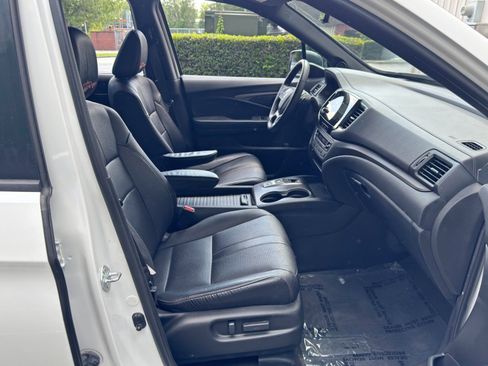 Used 2022 Honda Passport TrailSport image 15