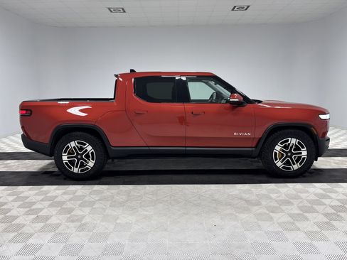 Used 2023 Rivian R1T Adventure AWD/4WD image 7