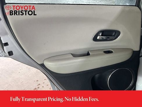 Used 2018 Honda HR-V EX image 17