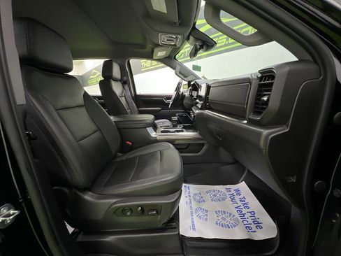 Used 2023 Chevrolet Silverado 1500 LTZ w/ Technology Package AWD/4WD image 29