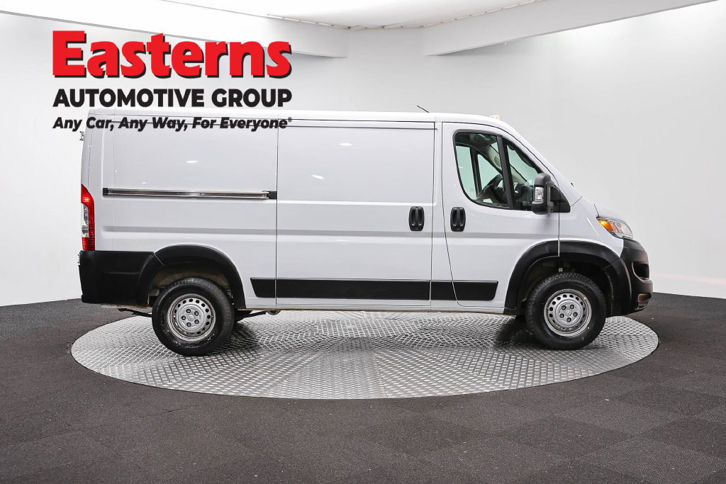 Used 2025 RAM ProMaster 2500 w/ Convenience Group FWD image 5