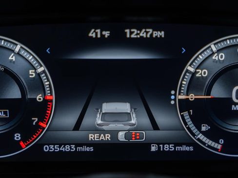 Used 2023 Mitsubishi Outlander SE Black Edition image 45