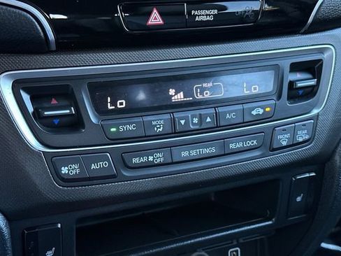 Certified 2022 Honda Pilot TrailSport image 24