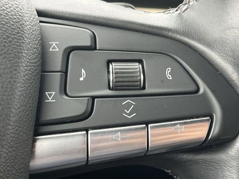 Certified 2024 Cadillac XT4 Premium Luxury image 41