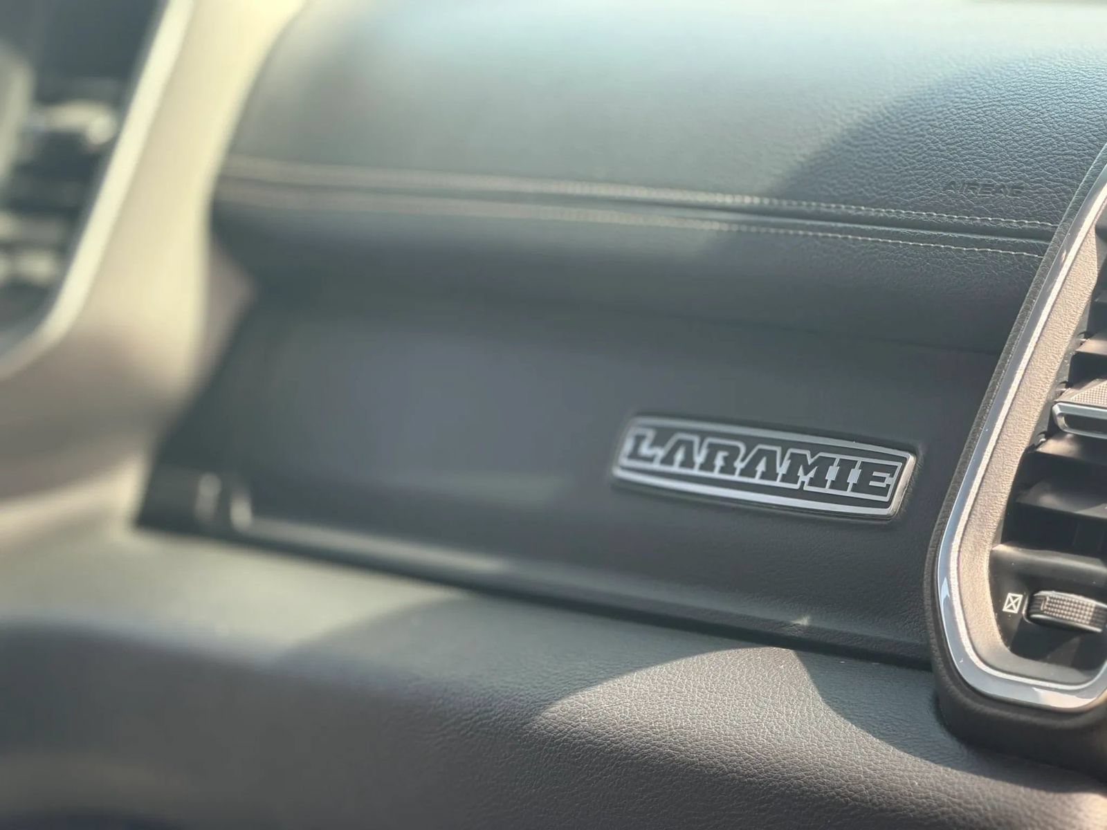 Used 2020 RAM 2500 Laramie w/ Night Edition AWD/4WD image 34