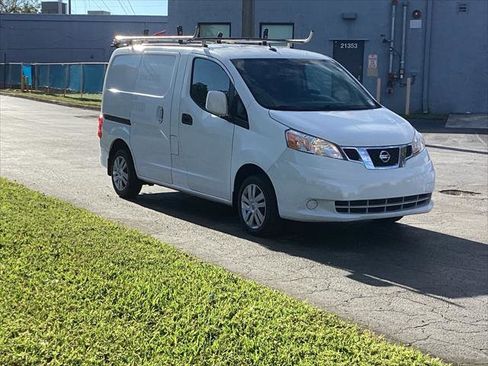 Used 2015 Nissan NV200 SV w/ Technology Package image 16
