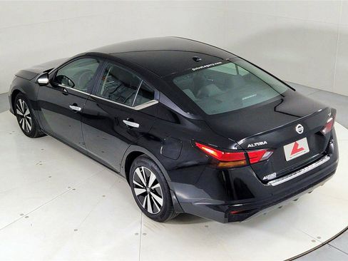 Used 2022 Nissan Altima 2.5 SV image 39