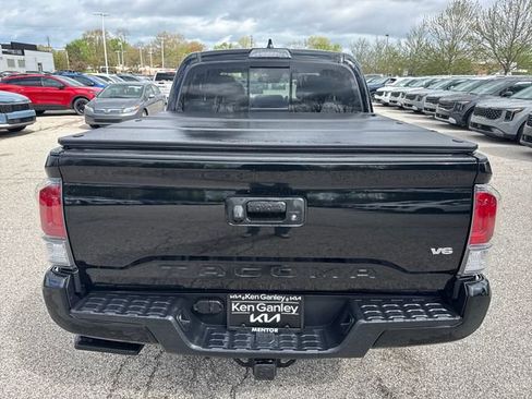 Used 2023 Toyota Tacoma TRD Sport AWD/4WD image 6