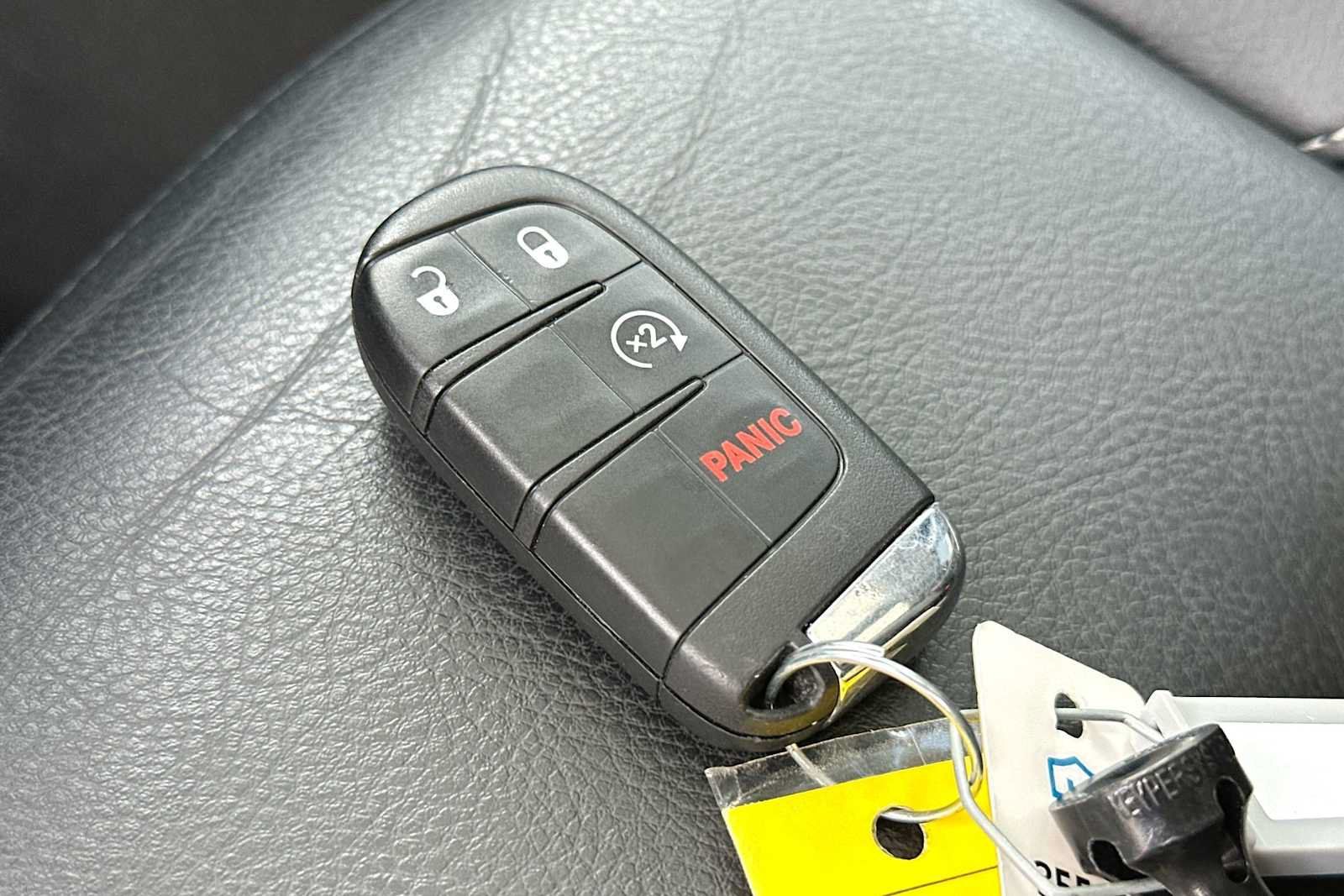 Used 2022 Jeep Renegade Limited w/ Sun, Sound & Wheels Group AWD/4WD image 29