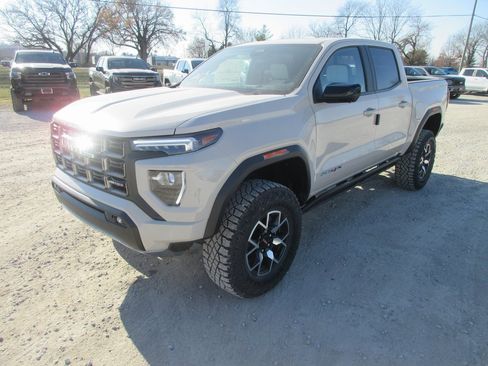 New 2026 GMC Canyon AT4X image 10