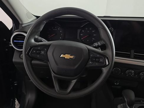 Certified 2026 Chevrolet Trax LS w/ LS Convenience Package FWD image 13