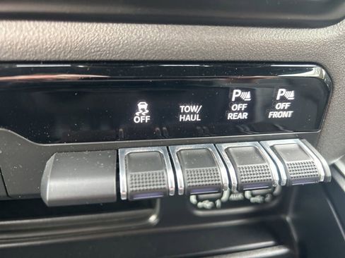 Used 2020 RAM 1500 Big Horn AWD/4WD image 27