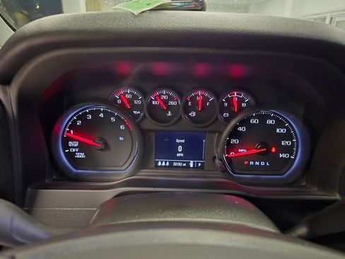 Used 2024 Chevrolet Silverado 1500 Custom w/ Turbomax Blackout Package RWD image 24