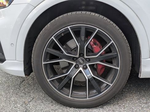 Used 2023 Audi Q8 Premium Plus AWD/4WD image 9
