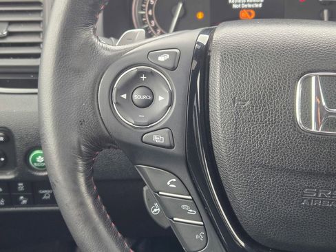 Used 2020 Honda Ridgeline Black Edition image 35