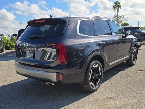 New 2025 Kia Telluride S image 8