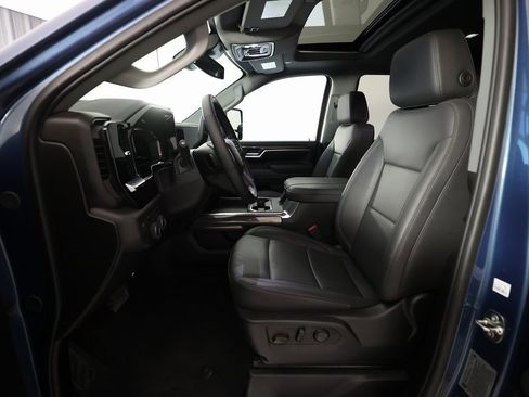 Used 2025 Chevrolet Silverado 2500 LTZ w/ Trail Boss Package image 15