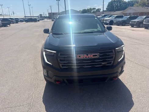 Used 2024 GMC Acadia AT4 w/ Super Cruise Package AWD/4WD image 4