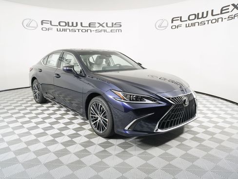 New 2025 Lexus ES 350 w/ Premium Package image 3