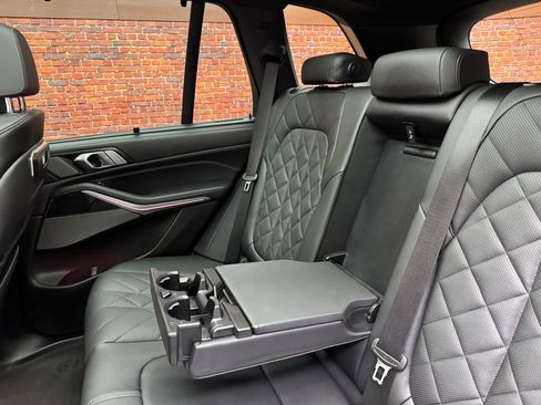 Used 2025 BMW X5 M60i AWD/4WD image 11