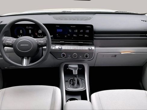 Used 2026 Hyundai Kona SE FWD image 15