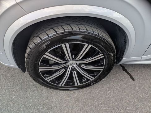 Used 2023 Volvo XC90 B5 Plus AWD/4WD image 30