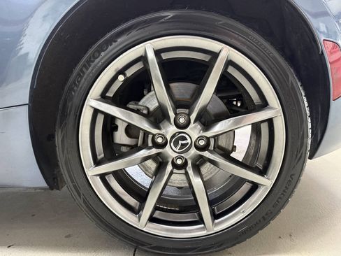 Used 2017 MAZDA MX-5 Miata RF Grand Touring RWD image 27