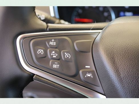 Used 2023 Chevrolet Equinox LS image 29