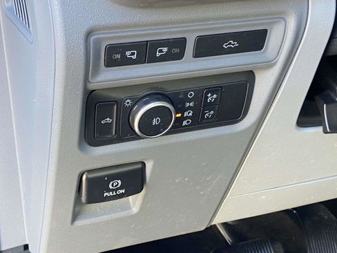 Used 2021 Ford F150 XLT w/ Equipment Group 302A High image 9