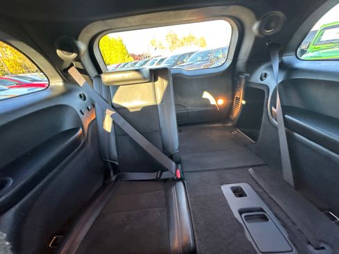 Used 2022 Dodge Durango R/T w/ Blacktop Package image 35