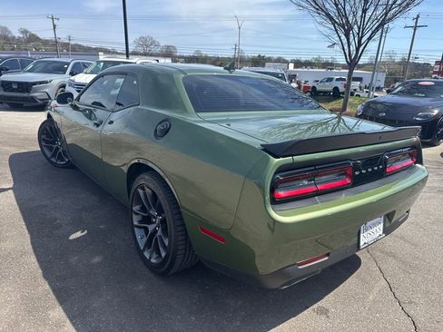Used 2022 Dodge Challenger R/T Scat Pack RWD image 5