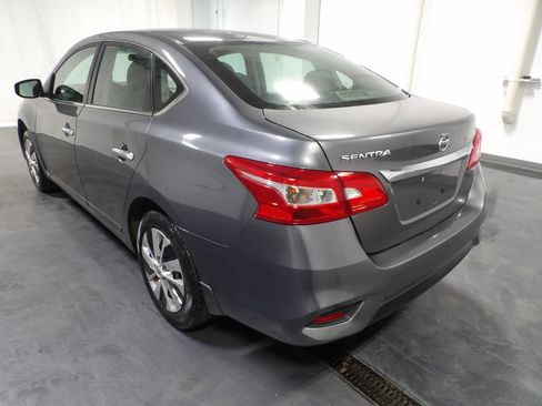 Used 2019 Nissan Sentra S w/ Exterior Package FWD image 6