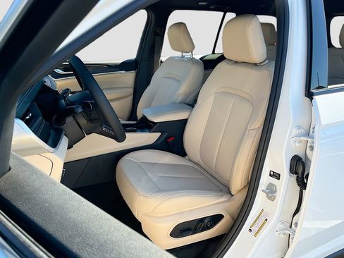 New 2026 Jeep Grand Cherokee Limited image 21