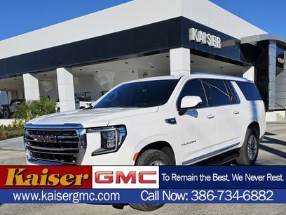 Used 2023 GMC Yukon XL SLT w/ SLT Luxury Package