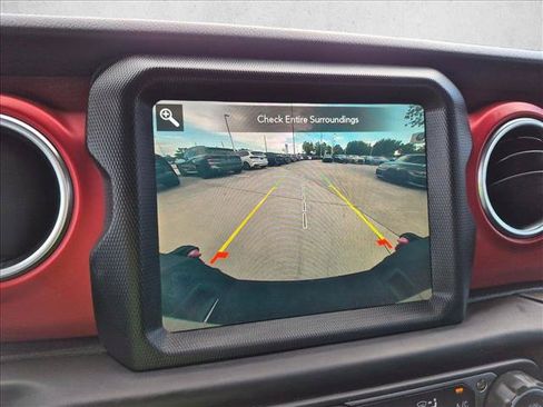 Used 2020 Jeep Gladiator Rubicon AWD/4WD image 14