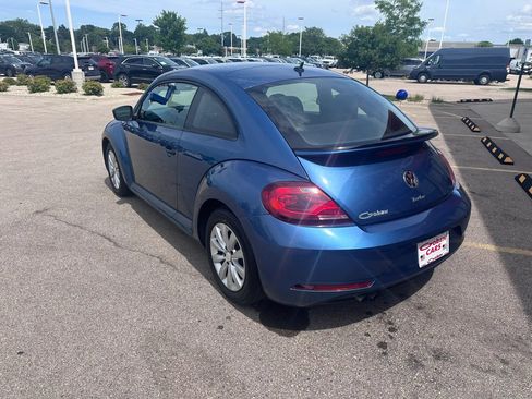Used 2018 Volkswagen Beetle 2.0T S FWD image 8
