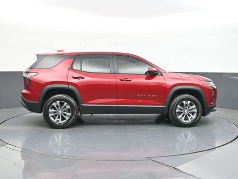New 2026 Chevrolet Equinox LT FWD image 12