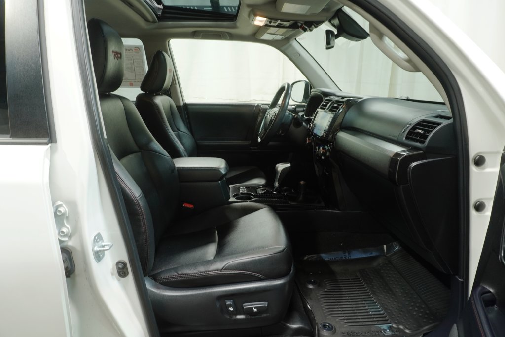 Used 2021 Toyota 4Runner TRD Off-Road Premium w/ Moonroof Package AWD/4WD image 12
