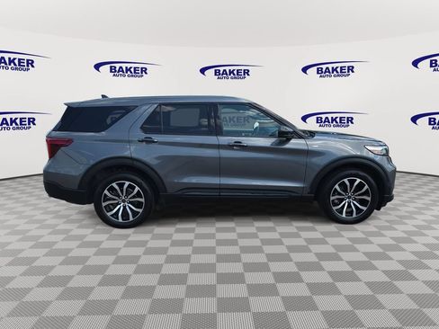 Used 2022 Ford Explorer ST-Line w/ Class IV Trailer Tow Package AWD/4WD image 4