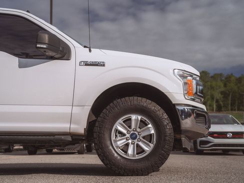 Certified 2020 Ford F150 XLT w/ Trailer Tow Package AWD/4WD image 9