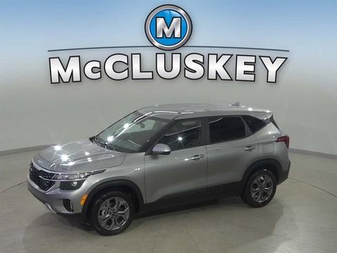 Used 2026 Kia Seltos LX FWD image 1