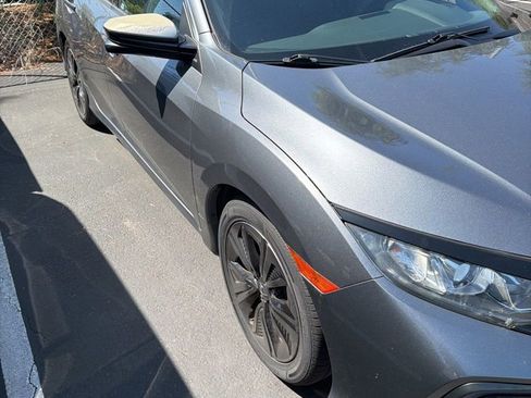 Used 2018 Honda Civic EX image 3