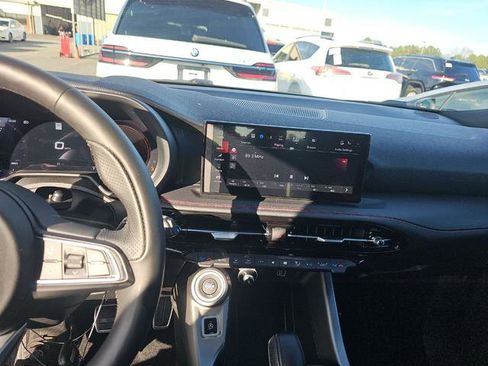 Used 2024 Dodge Hornet GT image 11