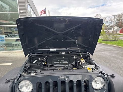 Used 2017 Jeep Wrangler Unlimited Sport w/ Quick Order Package 24S image 17