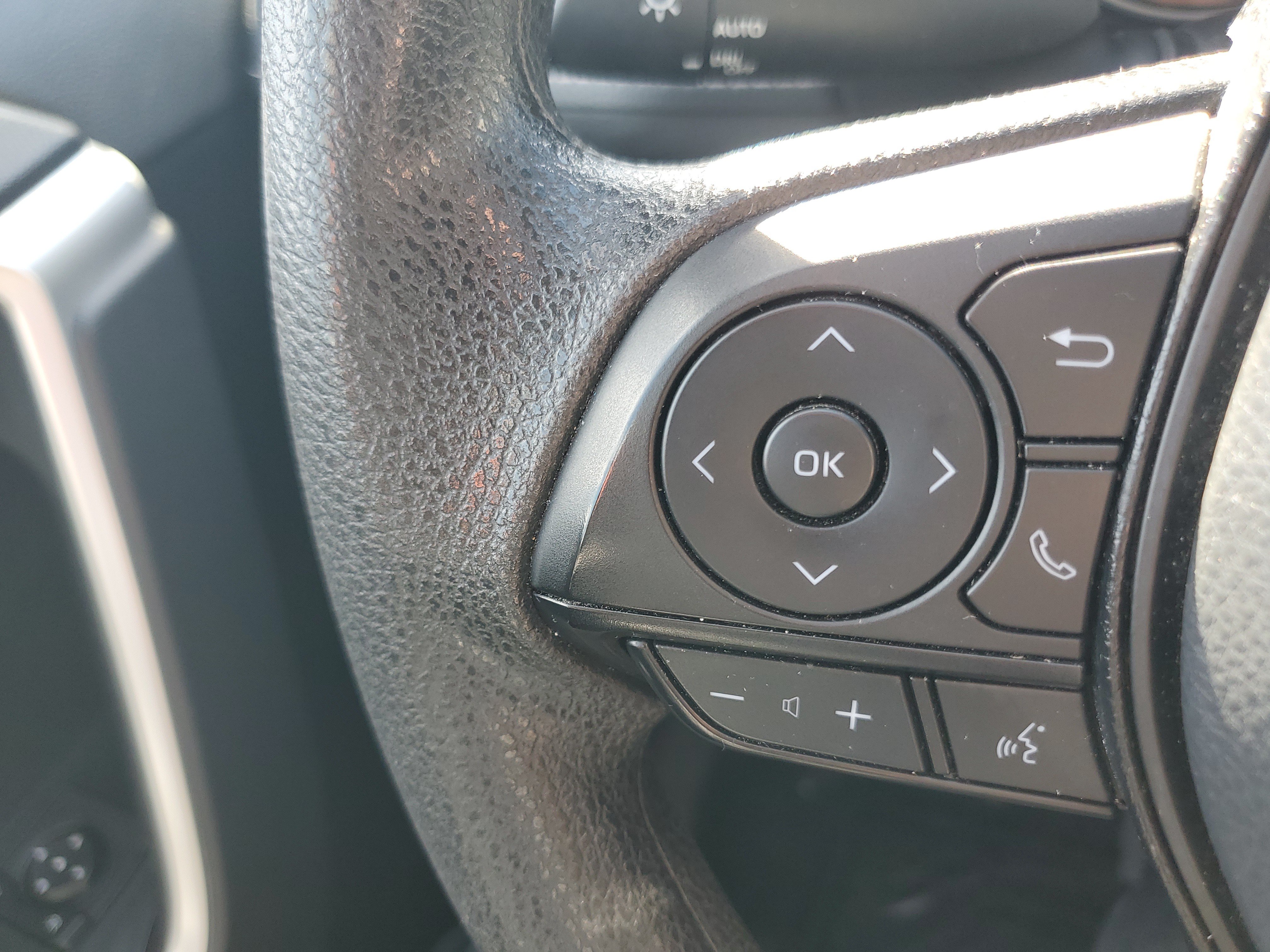 Certified 2025 Toyota RAV4 XLE AWD/4WD image 23