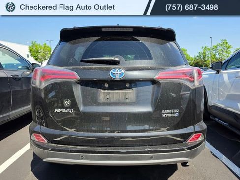 Used 2017 Toyota RAV4 Limited AWD/4WD image 5