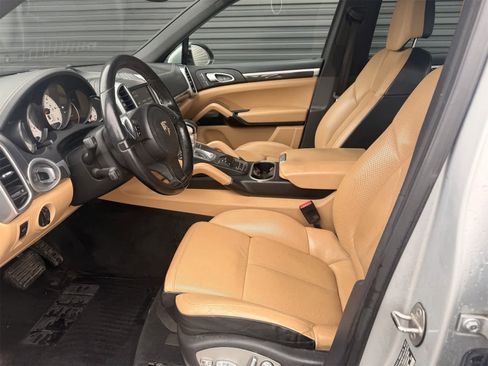 Used 2014 Porsche Cayenne Diesel image 5